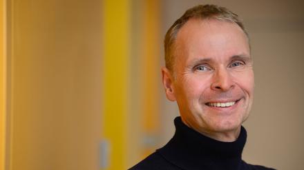 Volker Haucke entdeckte molekulare Schalter, die Proteine steuern – und neue Therapien ermöglichen.