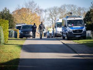 Im Fall Fabian lässt der Anwalt der seit Anfang November in U-Haft sitzenden Tatverdächtigen die Haftgründe prüfen. (Archivbild)