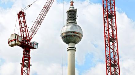 21.08,2023, Berlin - Deutschland. In Berlin wird gebaut, auch im Zentrum. *** 21 08,2023, Berlin Germany Construction is underway in Berlin, including in the city center