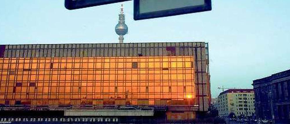 Abt. Presse, Information, Werbung, 1977