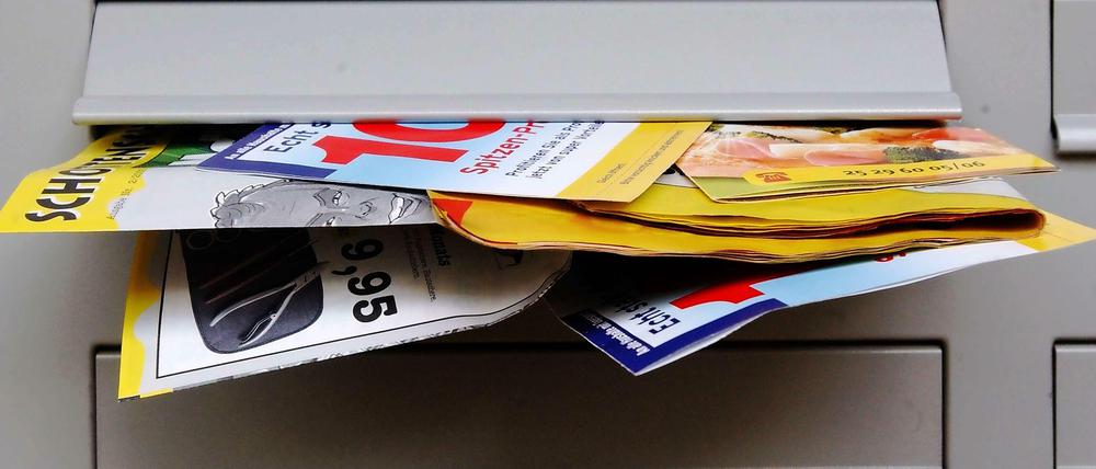 Oftmals quillt der Briefkasten über von Werbung. "TIP" ist nur eines von zahlreichen Werbeblättern.