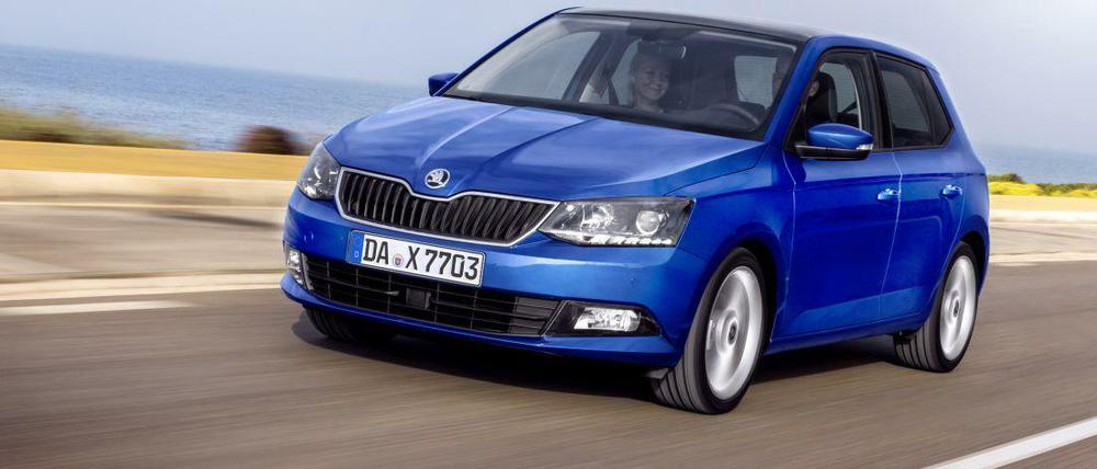 Alles neu: Mit der neuen Form - flacher, breiter, scharfe Kanten - wirkt der knapp vier Meter lange Fünftürer nicht mehr so pummelig wie sein rundlicher Vorgänger.