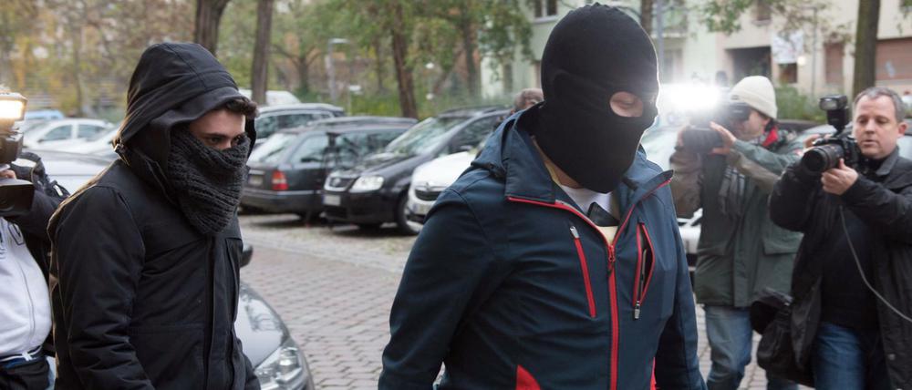 Razzia gegen die Vereinigung "Die wahre Religion" in Berlin