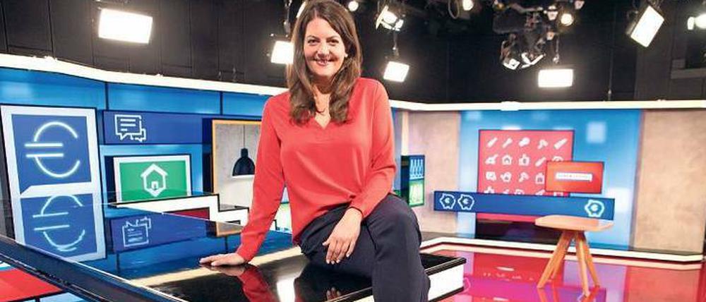 Macht sich für den RBB die Hände schmutzig: Janna Falkenstein, die Moderatorin des neuen Verbrauchermagazins am quotenschwachen Montagabend.