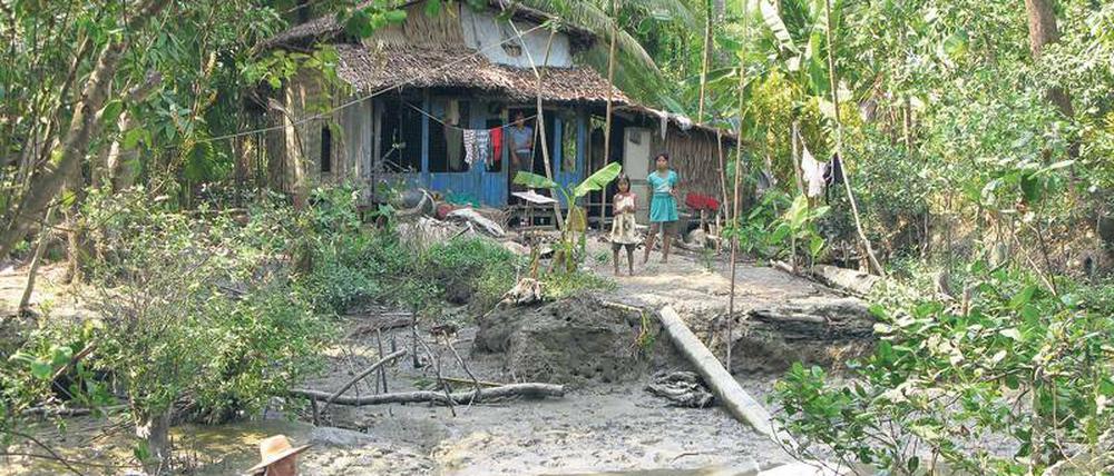 Das Wasser ist als Transportweg die einzige Verbindung zur Außenwelt.