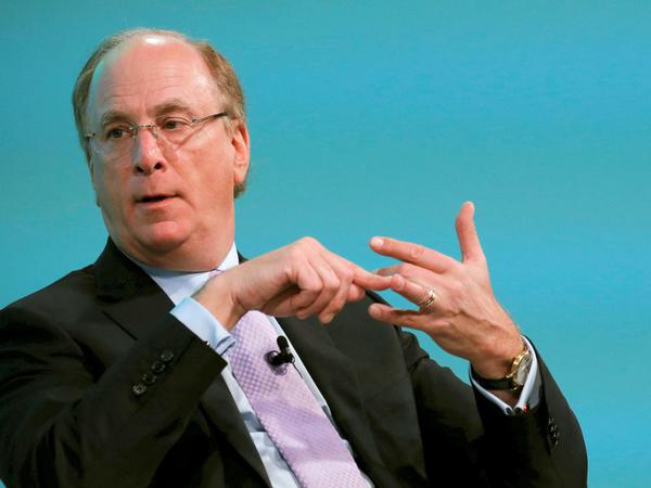 Larry Fink, CEO von Blackrock, habe „den besten Weg zur globalen Vorherrschaft", schrieb der Economist.