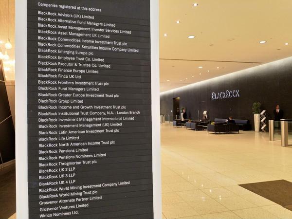 Die Eingangslobby der Europazentrale von Blackrock. Das Imperium verteilt sich weltweit auf mehr als 1000 Tochtergesellschaften.