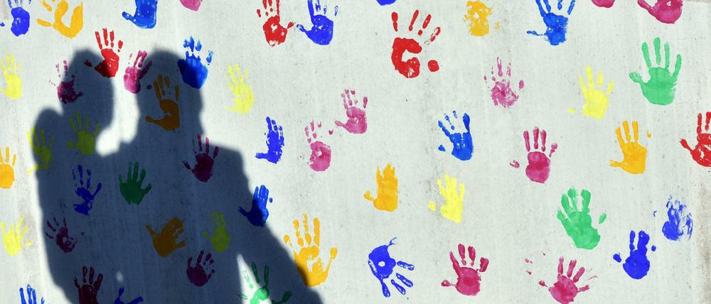 Zusätzliches Geld auf die Hand - Familien sollen ab 2019 finanziell entlastet werden.