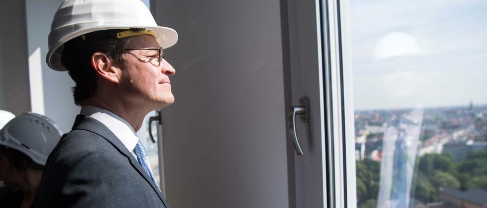 Michael Müller setzt neben dem Neubau auf den Ankauf von Wohnungen durch städtische Gesellschaften.