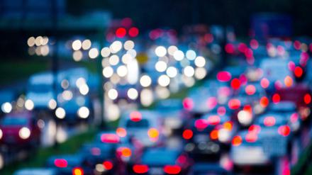 Stau auf der Autobahn (Symbolbild).