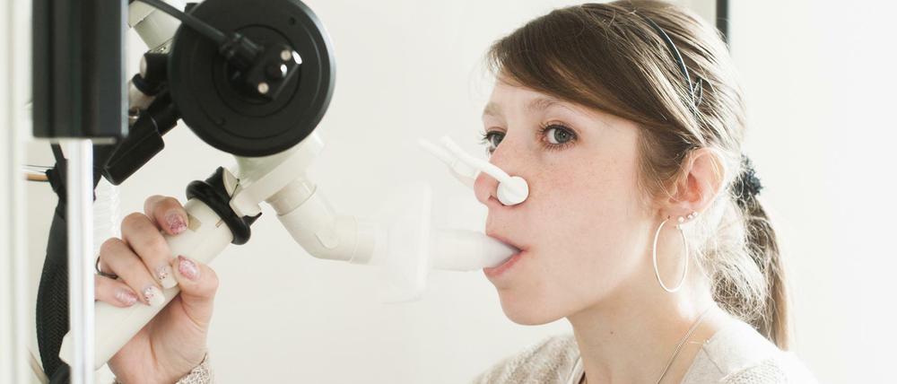 Mit einem neuen Medikament, das vergangene Woche in den USA zugelassen wurde, schneiden Mukoviszidose-Patienten beim Lungenfunktionstest besser ab.|