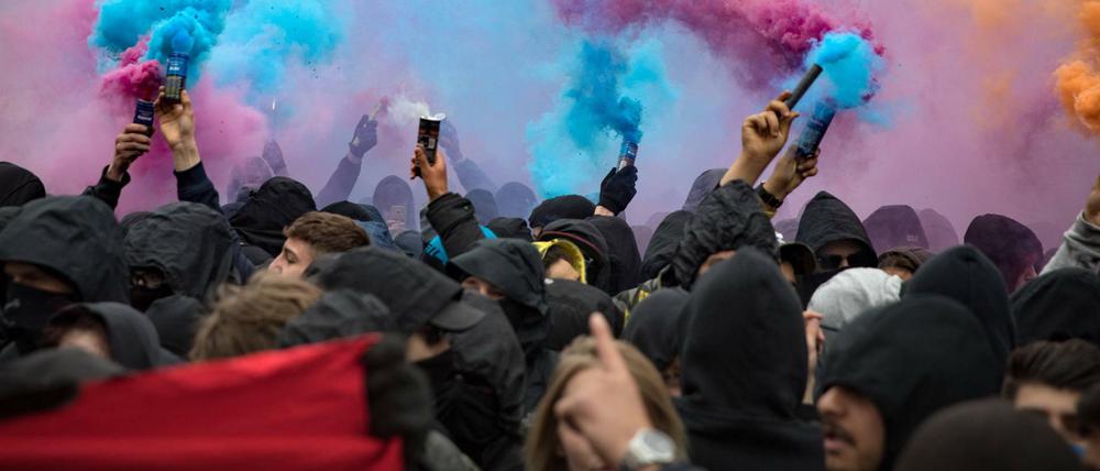 Archivbild von 2017: Demonstranten bei der Revolutionären 1. Mai-Demonstration in Berlin-Kreuzberg.