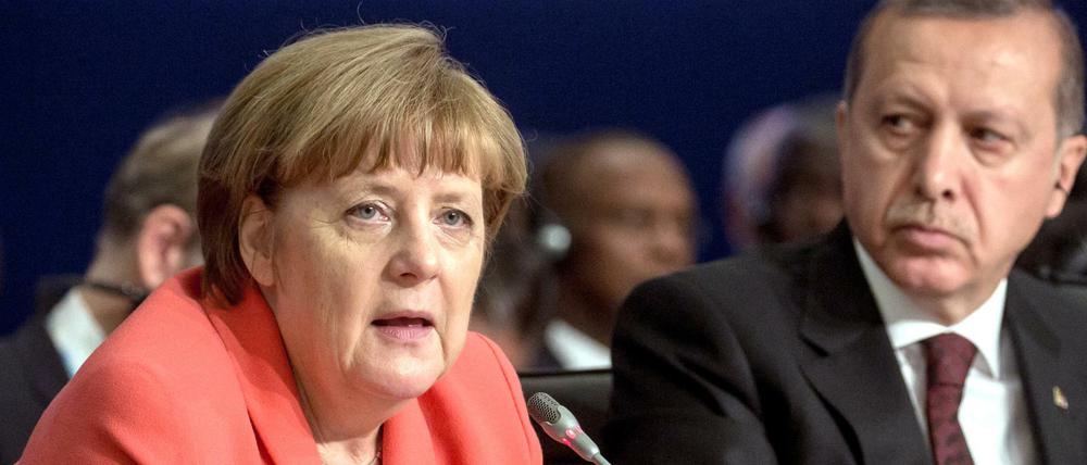 Merkel und Erdogan 2016 in Istanbul.