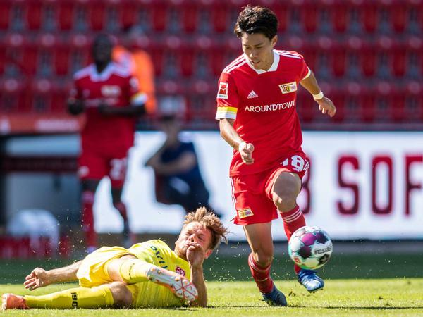 Auf und davon: Beim 2:0-Testspielsieg gegen die Würzburger Kickers gab Keita Endo sein Debüt für Union.