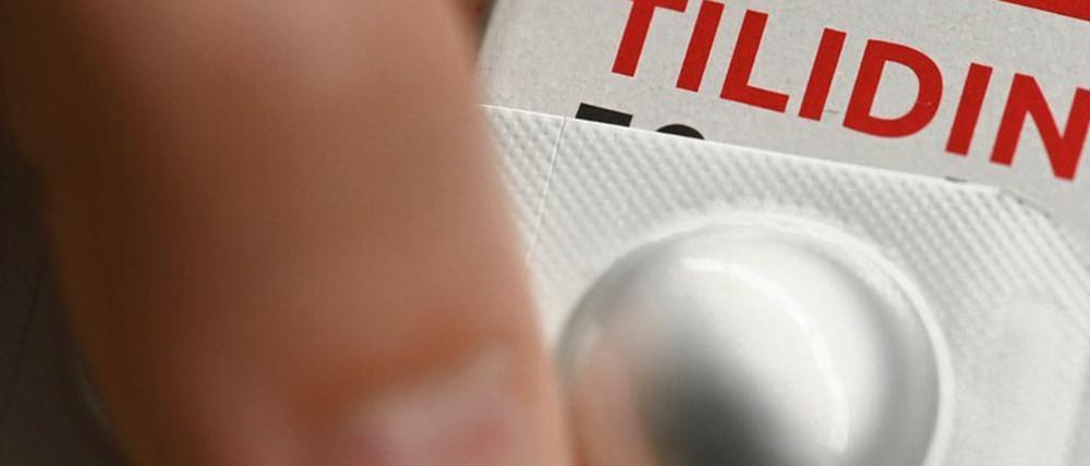 Meist vom Schwarzmarkt. Tilidin wird oft von Jugendlichen genommen, die aus prekären Lebenssituationen kommen.