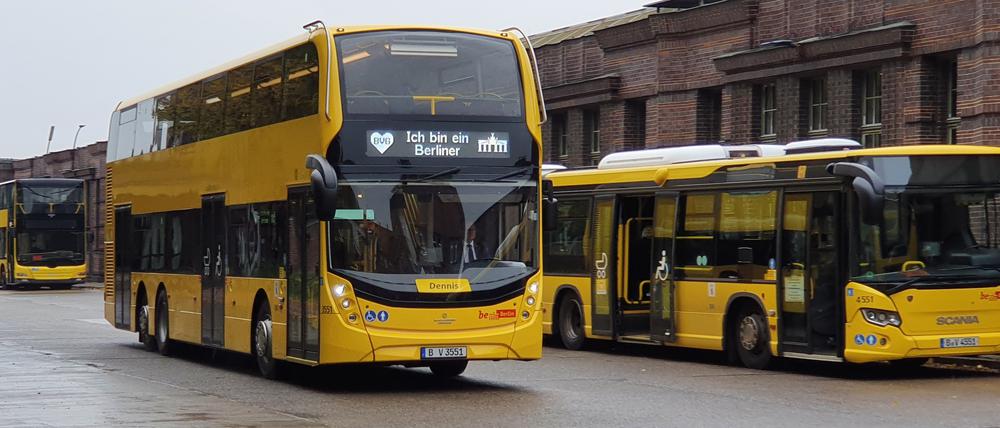 Der "Neue" bei der Vorstellung bei der BVG. Bald soll er auf der 100er-Linie fahren.