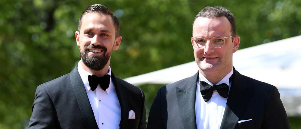 Gesundheitsminister Jens Spahn (r.) mit Ehemann und Haus-Miteigentümer Daniel Funke