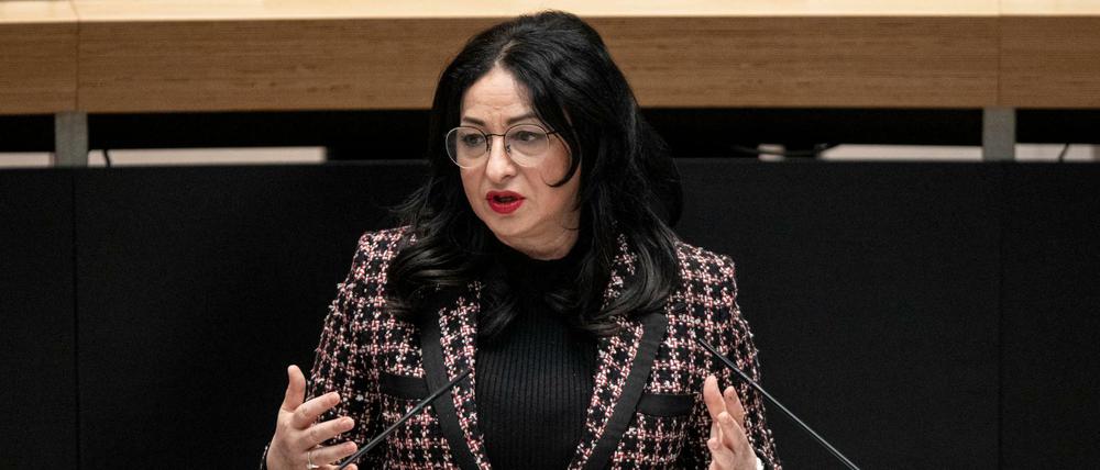 Berlins Gesundheitssenatorin Dilek Kalayci (SPD) preschte am Donnerstag mit der Ankündigung einer Berliner Impfstoffproduktion vor.