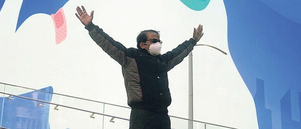 Ein Zeichen der Stärke. Auf dem Times Square in New York City.