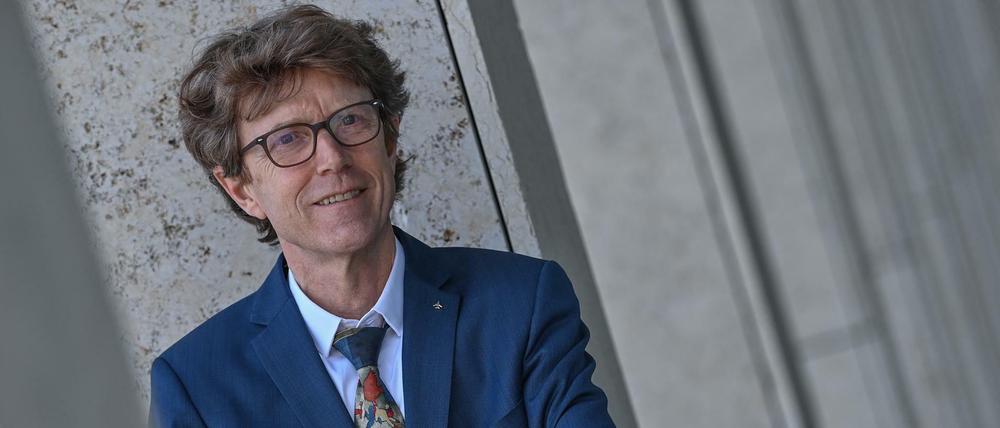 Flughafen-Chef Engelbert Lütke Daldrup freut sich, dass am Flughafen Tegel jetzt ein neues Stadtquartier entsteht.