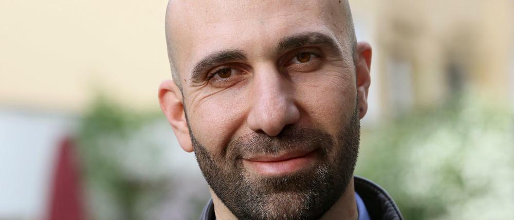 Der Psychologe hat jahrelang mit der Polizei zusammengearbeitet und weiß, dass es immer wieder zu Morden aus verletzter Ehre kommt.