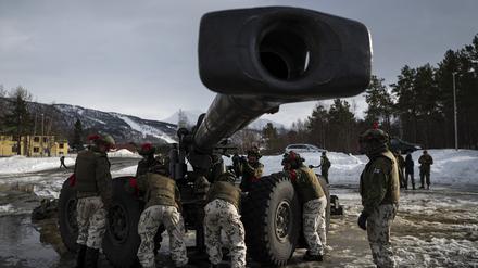Finnische Soldaten bei einer Übung