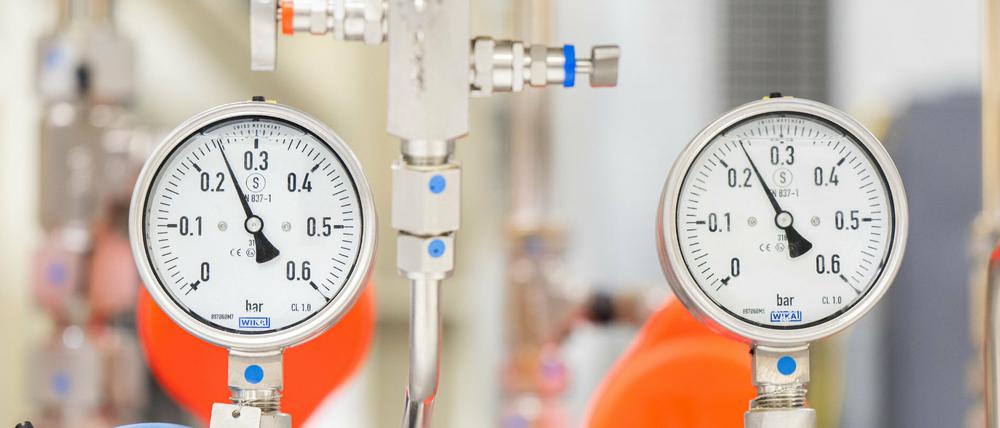 Anzeigen am Gasspeicher im niedersächsischen Rehden