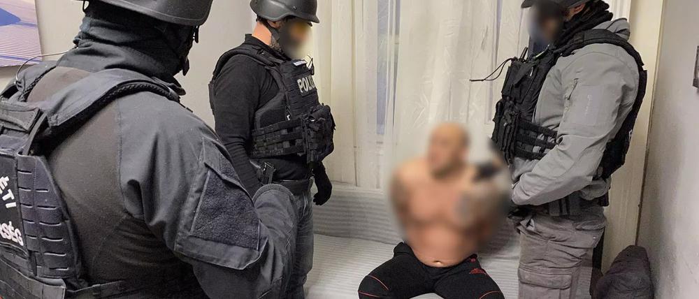 Das Landeskriminalamt Berlin und das ungarische National Bureau of Investigation THB Unit haben mit Unterstützung von Europol die Köpfe einer kriminellen Bande festnehmen können.