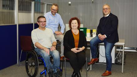 Schwerbehindertenvertreter Uwe Queck, Fachassistent Tony Völcker, Personalleiterin Anja Ullrich und Lutz Neumann, Geschäftsführer des Jobcenters Lichternberg (von links)