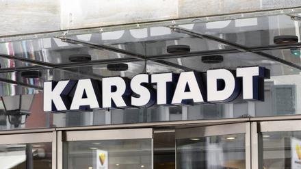 Karstadt, Kaufhaus *** Karstadt, department store PUBLICATIONxINxGERxSUIxAUTxHUNxONLY 1065517503
