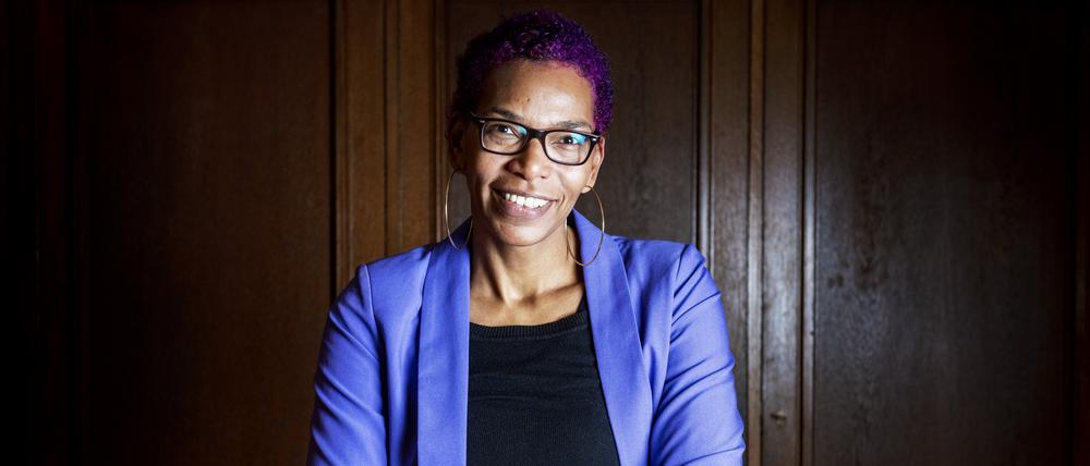 Saraya Gomis, Staatssekretärin für Vielfalt und Antidiskriminierung, im Gebäude der Senatsverwaltung für Justiz in Berlin.