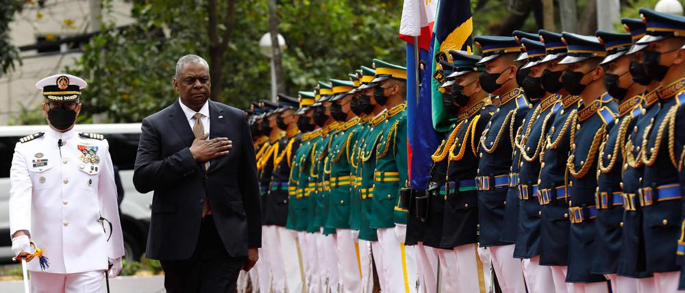 Nach einem Besuch von US-Verteidigungsminister Lloyd Austin Anfang Februar verkündeten die Philippinen und die USA ein Wiederaufleben ihrer militärischen Zusammenarbeit.