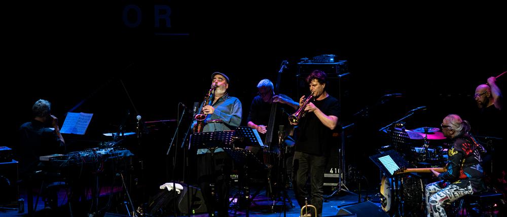 Ein Fest für die Ohren. Der Komponist und Altsaxophonist Christophe Monniot im Kesselhaus