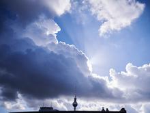 Wetter zwischen Sonne und Wolken: Teils kräftige Gewitter am Wochenende in Berlin erwartet