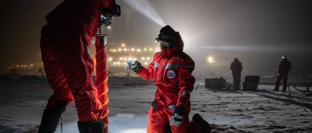 Aufeinander angewiesen sind Forschende etwa bei Expeditionen, hier die Mosaic-Expedition im September 2019 in der Arktis. 