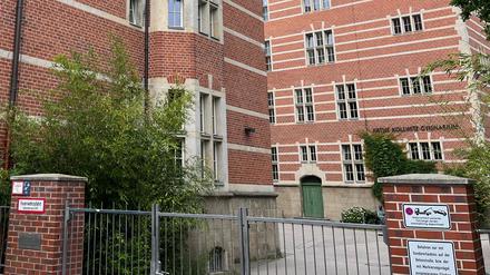 Der Schulhof des Käthe-Kollwitz-Gymnasiums war am Freitag um 10.30 Uhr verlassen.