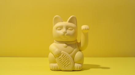 China Katze, waving cat