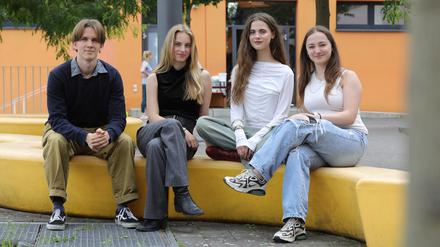 Wählen am 9. Juni das erste Mal: Moritz Wilke, Stella Marquardt, Frida Sylla und Isabell Gericke vom Hannah-Arendt-Gymnasium Potsdam.