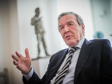 Schröder kritisiert Zustand der SPD: „Wenn ich bei 15 Prozent gewesen wäre, wäre ich sofort zurückgetreten“