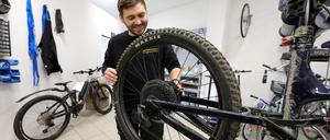 Neuer Fahrrad-Meisterbetrieb "Drehmoment" in der Waldstadt Potsdam eröffnet. Inhaber Christoph Nordwig.