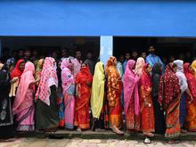 Größte Wahl der Welt startet in Indien: „Eine Wahlmaschine wird auf 4.100 Meter Höhe gebracht, um 35 Wähler zu erreichen“
