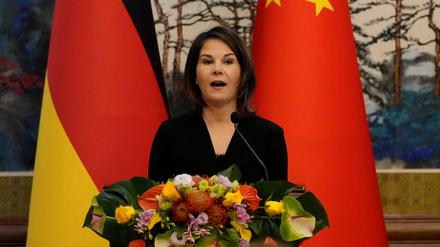 Außenministerin Annalena Baerbock (Grüne) während ihrer Pressekonferenz mit ihrem chinesischen Amtskollegen Qin Gang am vergangenen Freitag in Peking.