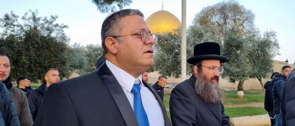 Der neue israelische Polizeiminister Itamar Ben-Gvir besucht trotz großer Proteste den Tempelberg in Jerusalem.