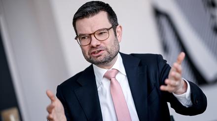 Marco Buschmann (FDP), Bundesminister der Justiz, während eines Interviews mit der Deutschen Presse-Agentur dpa.  