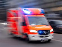Feuerwehreinsatz in Berlin-Neukölln : Acht Menschen bei Brand in Sonnenallee leicht verletzt 