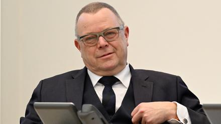 Michael Stübgen (CDU), Brandenburger Minister des Innern und für Kommunales, ist mit Blick auf die Gespräche über den zukünftigen Verfassungstreuecheck positiv gestimmt.