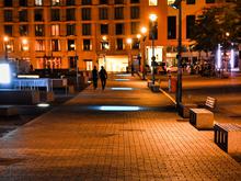 Zeitlich begrenzte Installation: Lichtkünstler nutzt Berliner Denkmal für ermordete Juden für Illumination