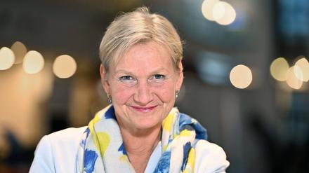 Nach dem Rücktritt von Annette Kurschus als Ratsvorsitzende der Evangelischen Kirche in Deutschland übernimmt die Hamburger Bischöfin Kirsten Fehrs das Amt kommissarisch. 