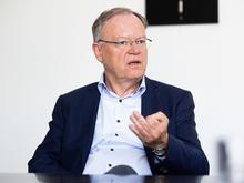 Trotz schlechtem Ergebnis bei EU-Wahl: Ministerpräsident Weil sieht in Scholz unangefochtene „Nummer eins“ der SPD