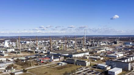 Luftbild der PCK-Raffinerie in Schwedt.
